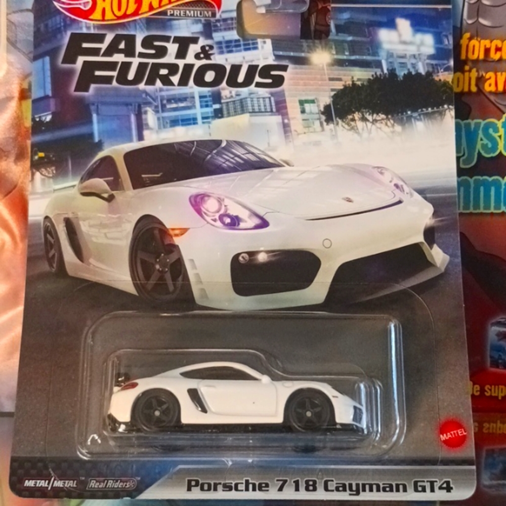 Hot Wheels Premium Fast & Furious Porsche 718 Cayman GT4, OneSize, White.